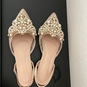 Worn once beautiful wedding shoes!